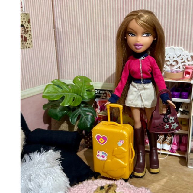 Bratz / Barbie / LOL / Bratz Doll / Outfit Bratz / baju bratz / LOL MGA BRATZ