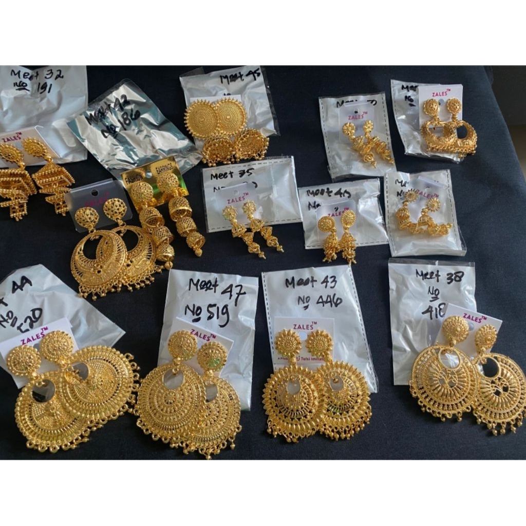 Anting panjang India/ Anting etnik vintage/Anting elegant gaya/Anting Terbaru india gold