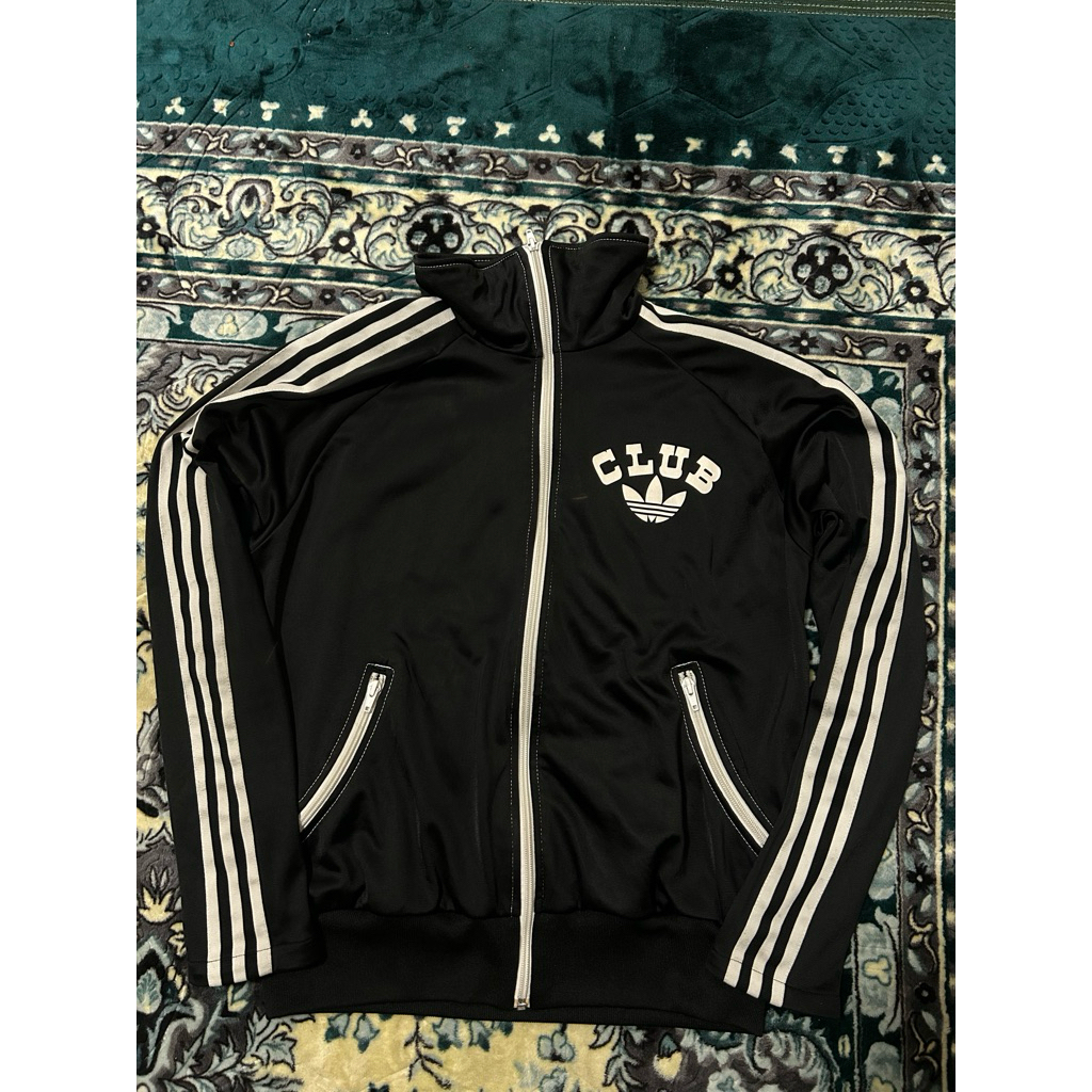 Tracktop adidas bunga