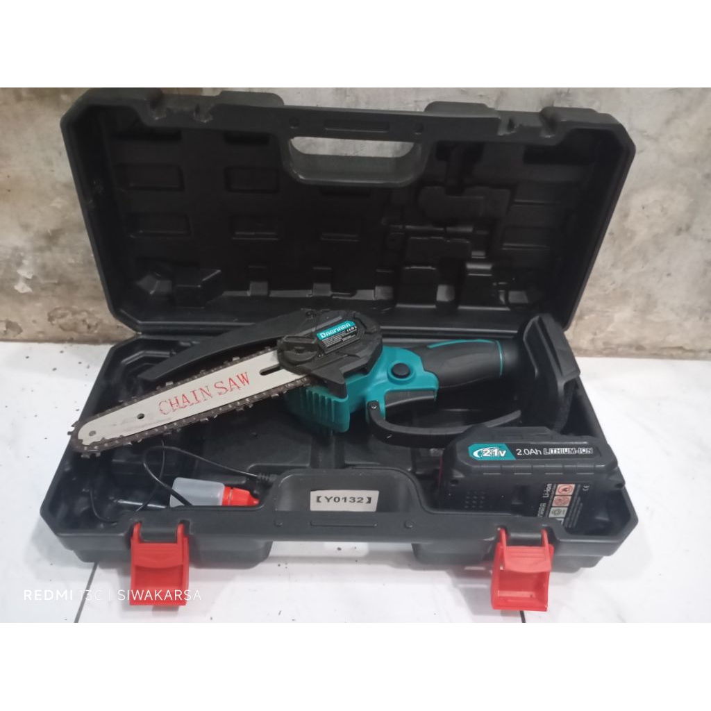 Mesin Gergaji batery Chainsaw cordless 6 inc 21 V Dagmara (second)