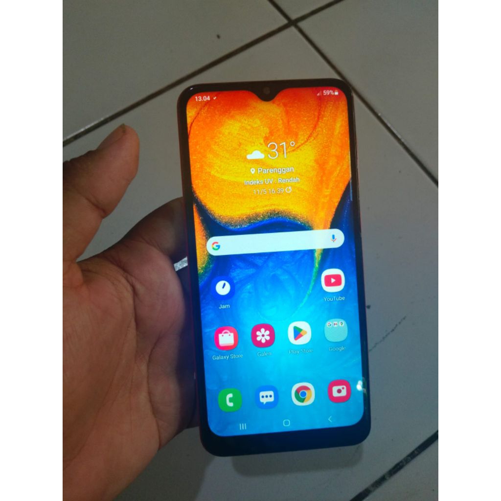 Di Jual MURAH HP SAMSUNG A20 RAM  3/32 BARANG bagus kondisi Normal Siap Pakai