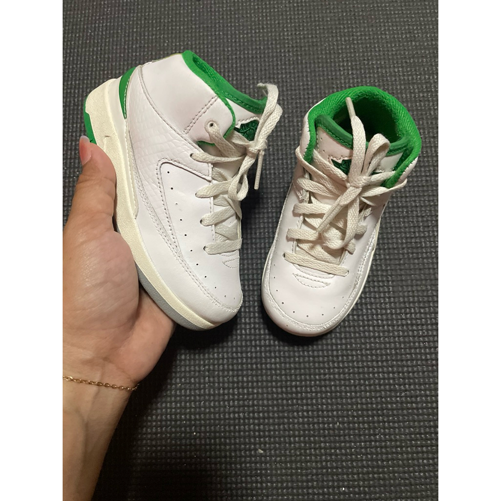 Sepatu Nike Air Jordan 2 Retro size 25 insole 14cm