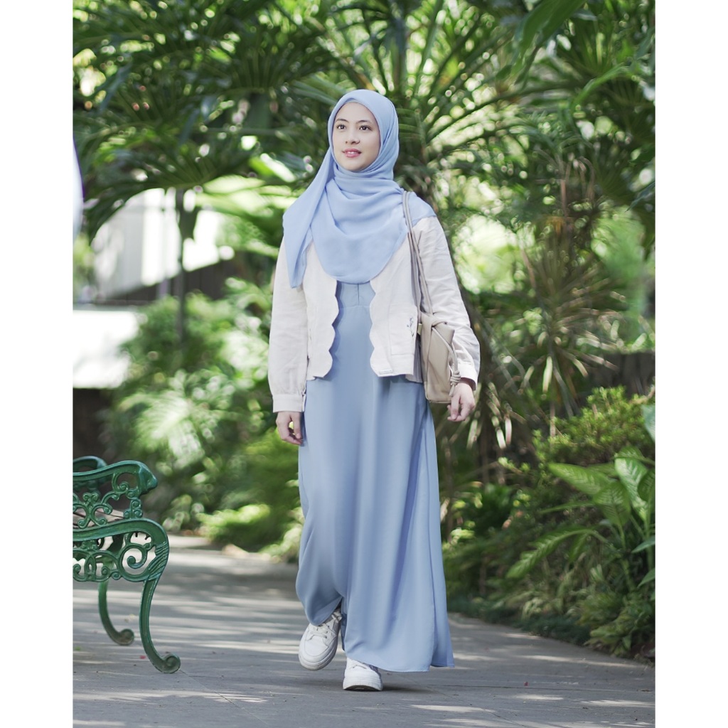 Preloved Jilbrave Shima Dress Cream Blue Ukuran M (Pemakaian Pribadi)