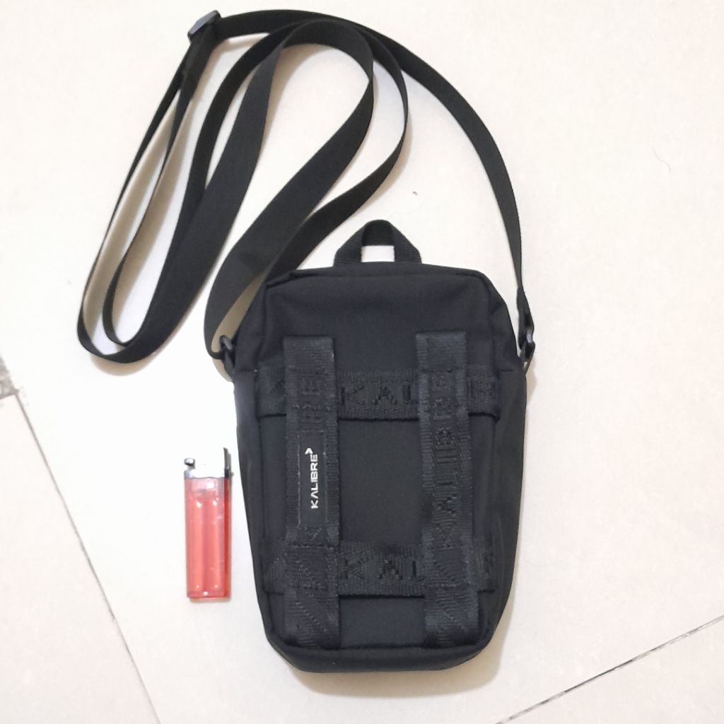 Pouch tas HP tas selempang pria kalibre pathein original preloved second like new seperti baru