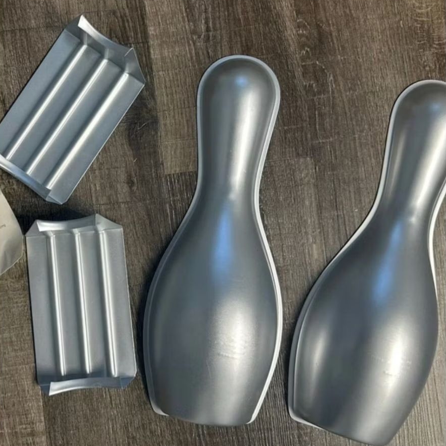 Vintage Wilton Aluminium 3D Bowling Pan / Loyang Aluminium Pin Bowling 3D
