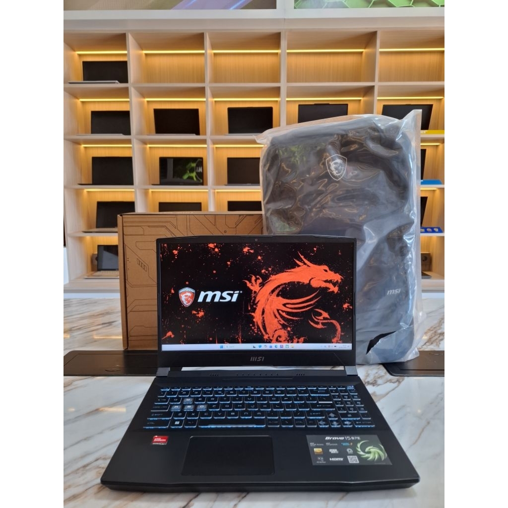 Laptop Gaming MSi Bravo 15 B7ED