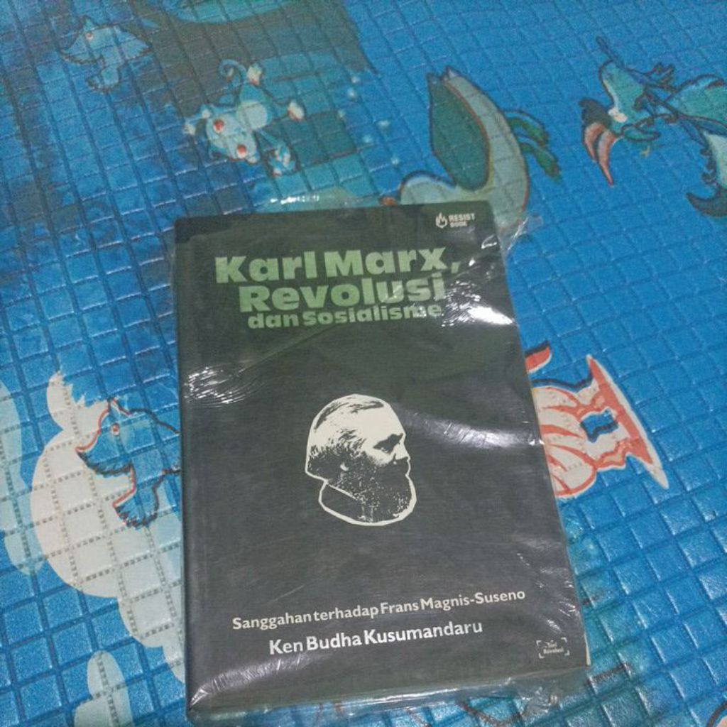 BUKU KARL MARX REVOLUSI DAN SOSIALISME