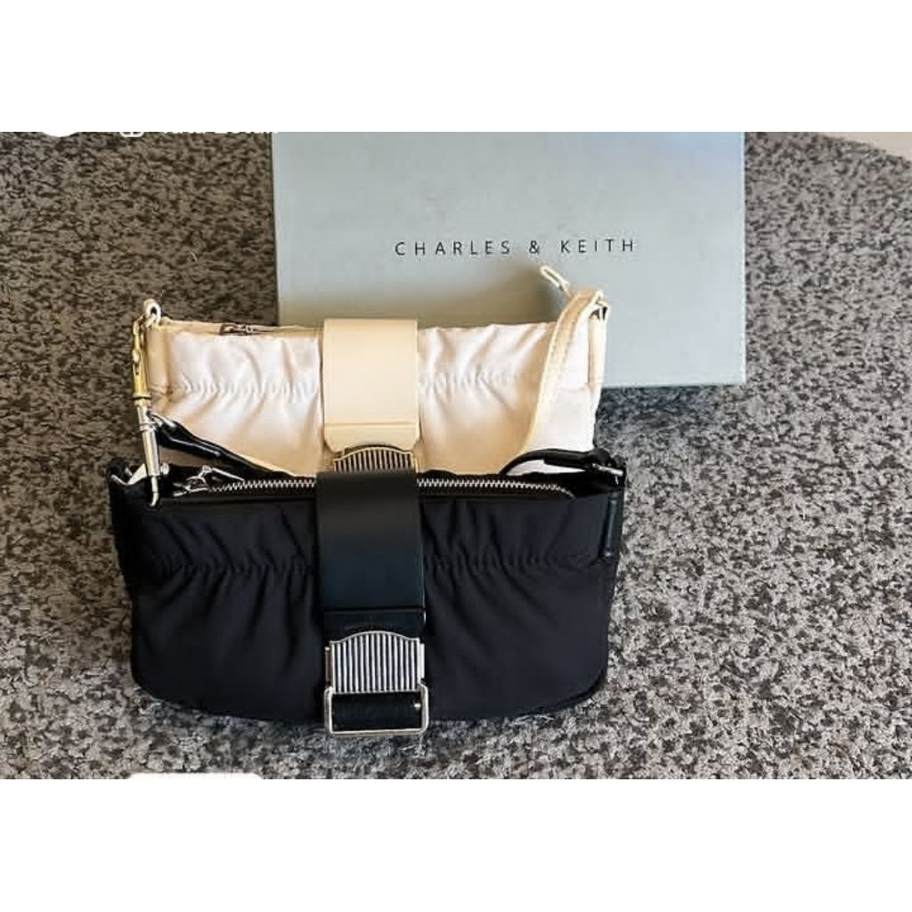 Handbag casual cnk/tas santai cnk/Handbag wanita import cnk/slingbag wanita cnk/slingbag size small 