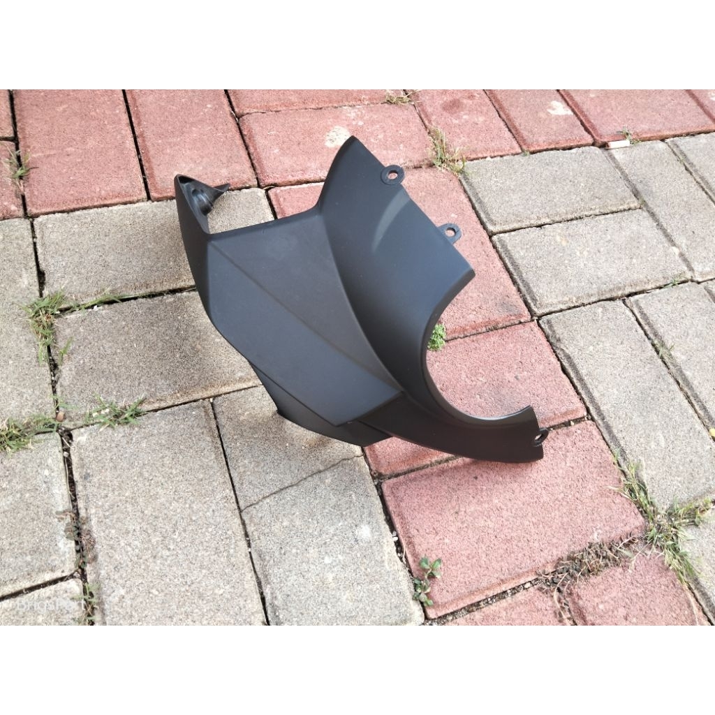 cover leher kunci kontak sebelah kiri honda cs1 cs 1 cs one original