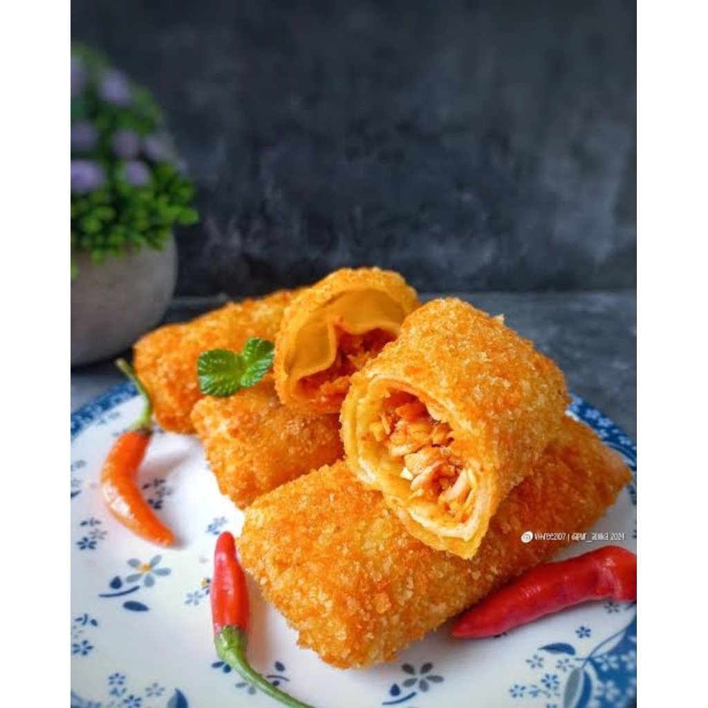 RISOLES AYAM PEDAS ISI 5 FROZEN