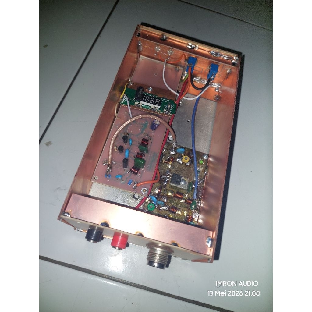 pemancar audio fm