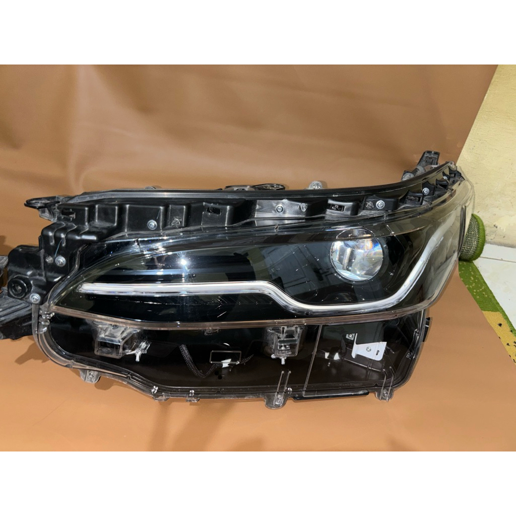 headlamp fortuner gr sport