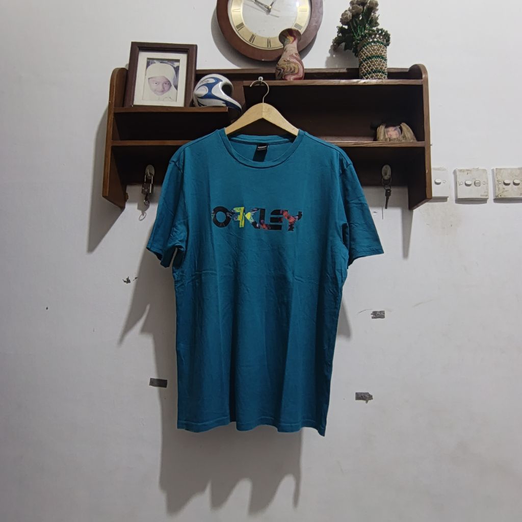 Tshirt OAKLEY size L