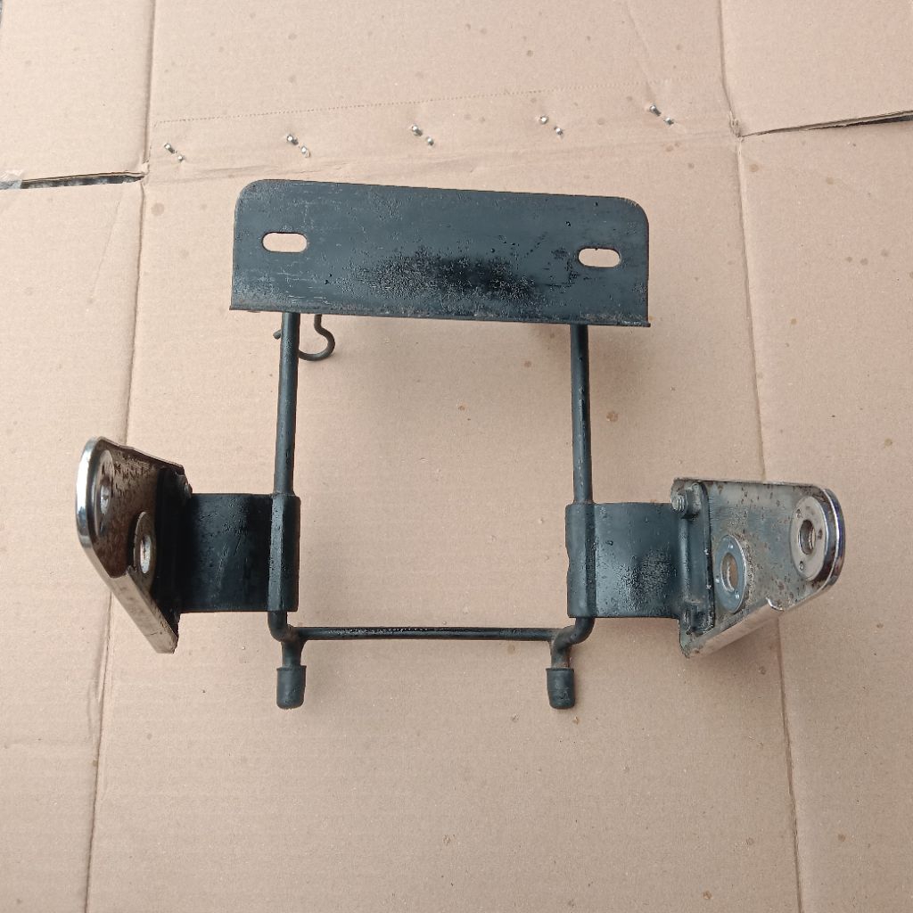 Bracket Breket Dudukan Lampu Depan Kupingan Lampu Depan Honda Tiger 2000 Tiger Lama Tiger Lawas Orig