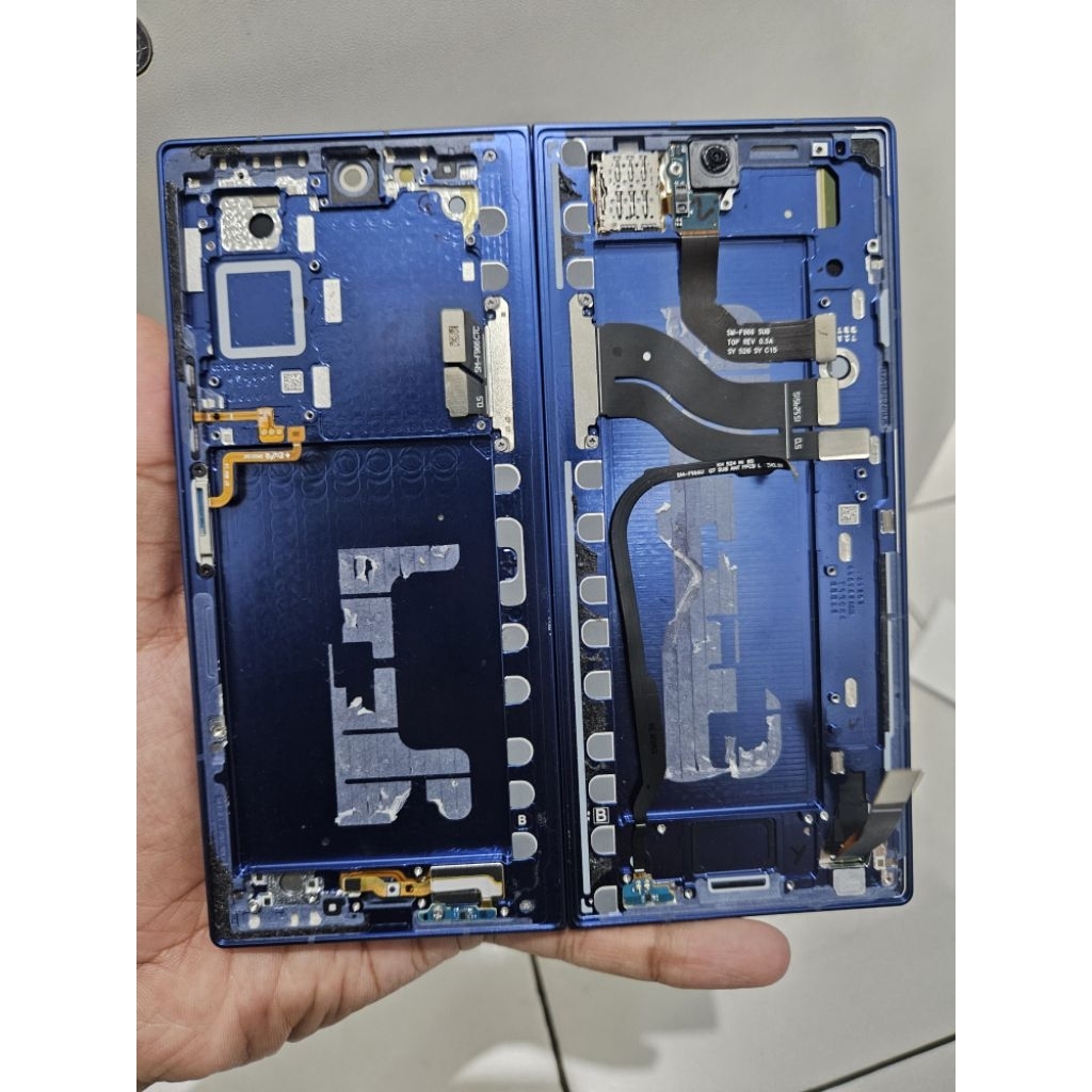 Freme lcd Samsung Z Fold 7 copotan 1 set flexible