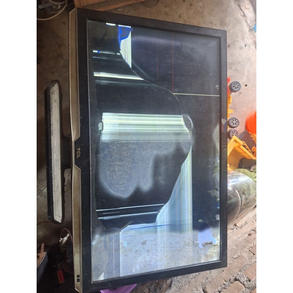 LED TV TCL 24 INCI TV LED TCL MODEL L29E3500 ORIGINAL.
