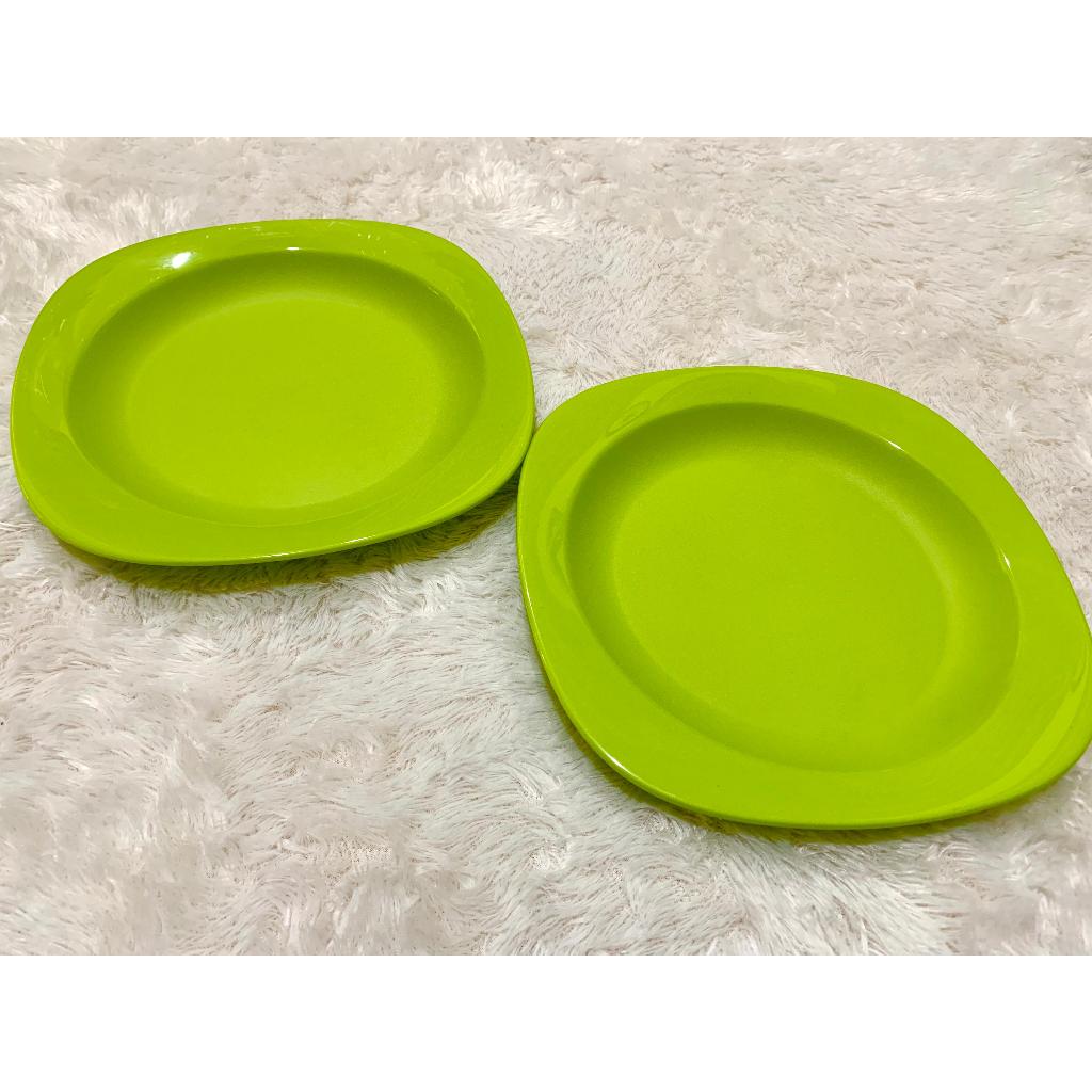 NEW ORIGINAL TUPPERWARE BLOSSOM PLATE