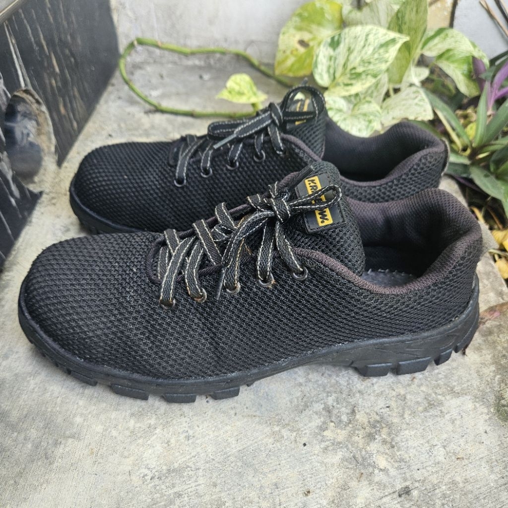 sepatu safety second krisbow size 43(28cm)