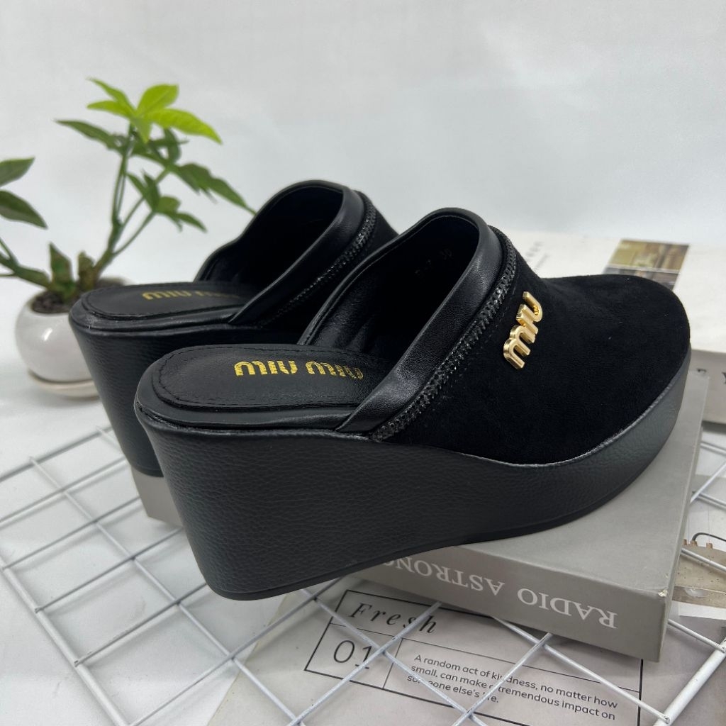 sepatu wanita model sandal wedges 7 cm ( B-7 )
