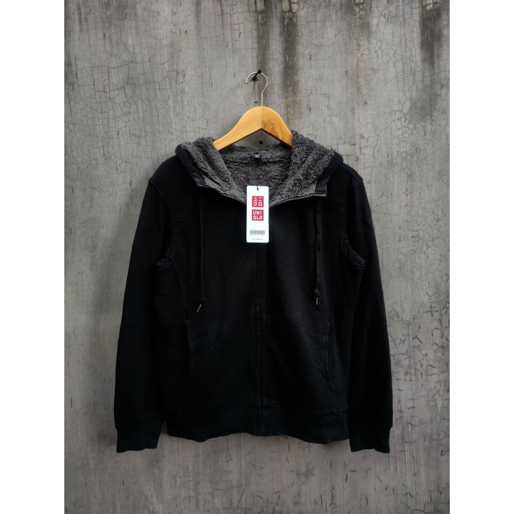 Uniqlo Sherpa Dalam Boxy