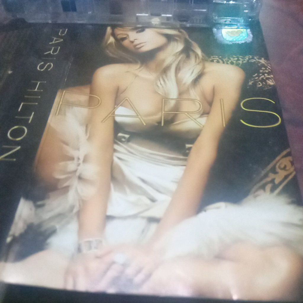 kaset pita PARIS HILTON R-58