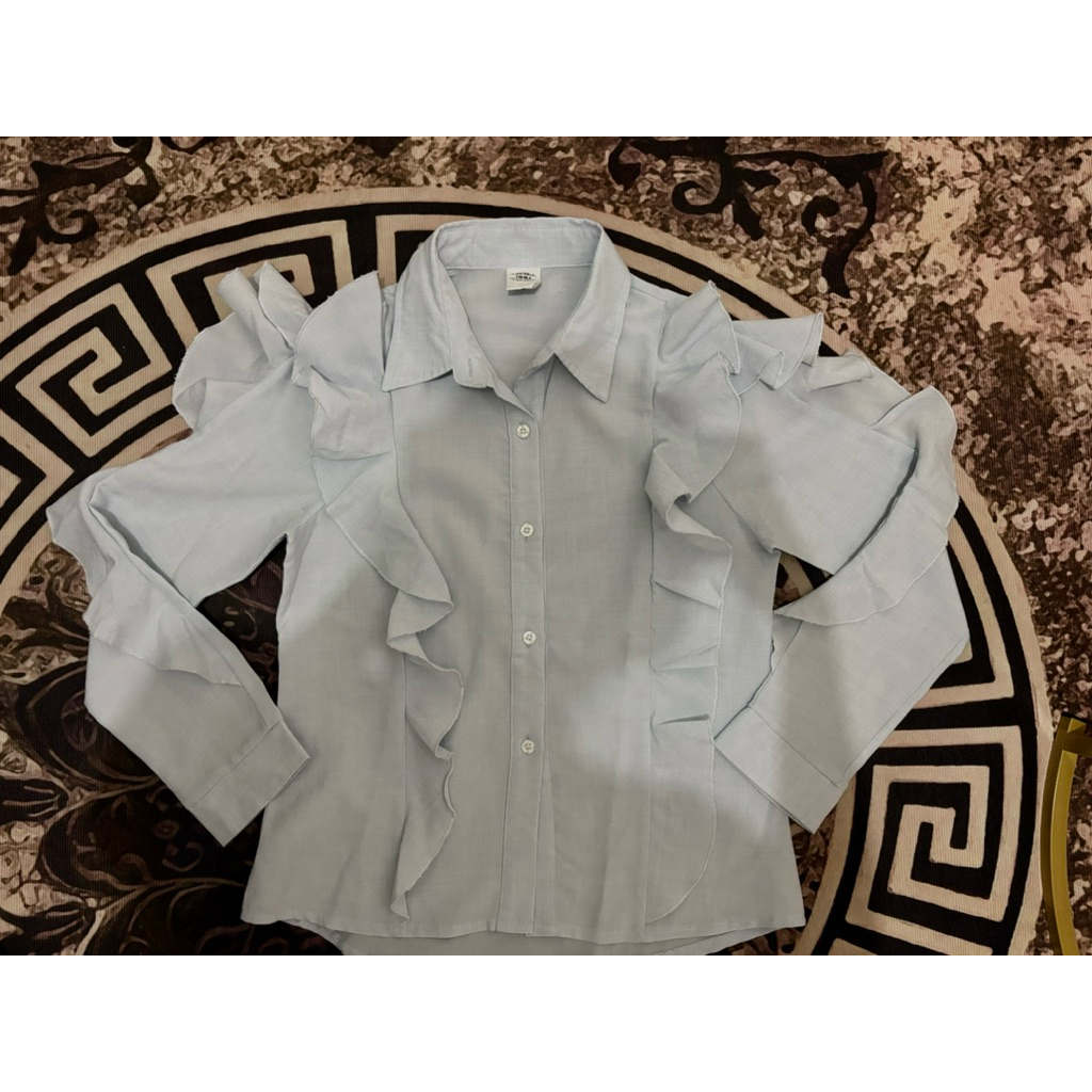 prelove kemeja ruffle baby blue