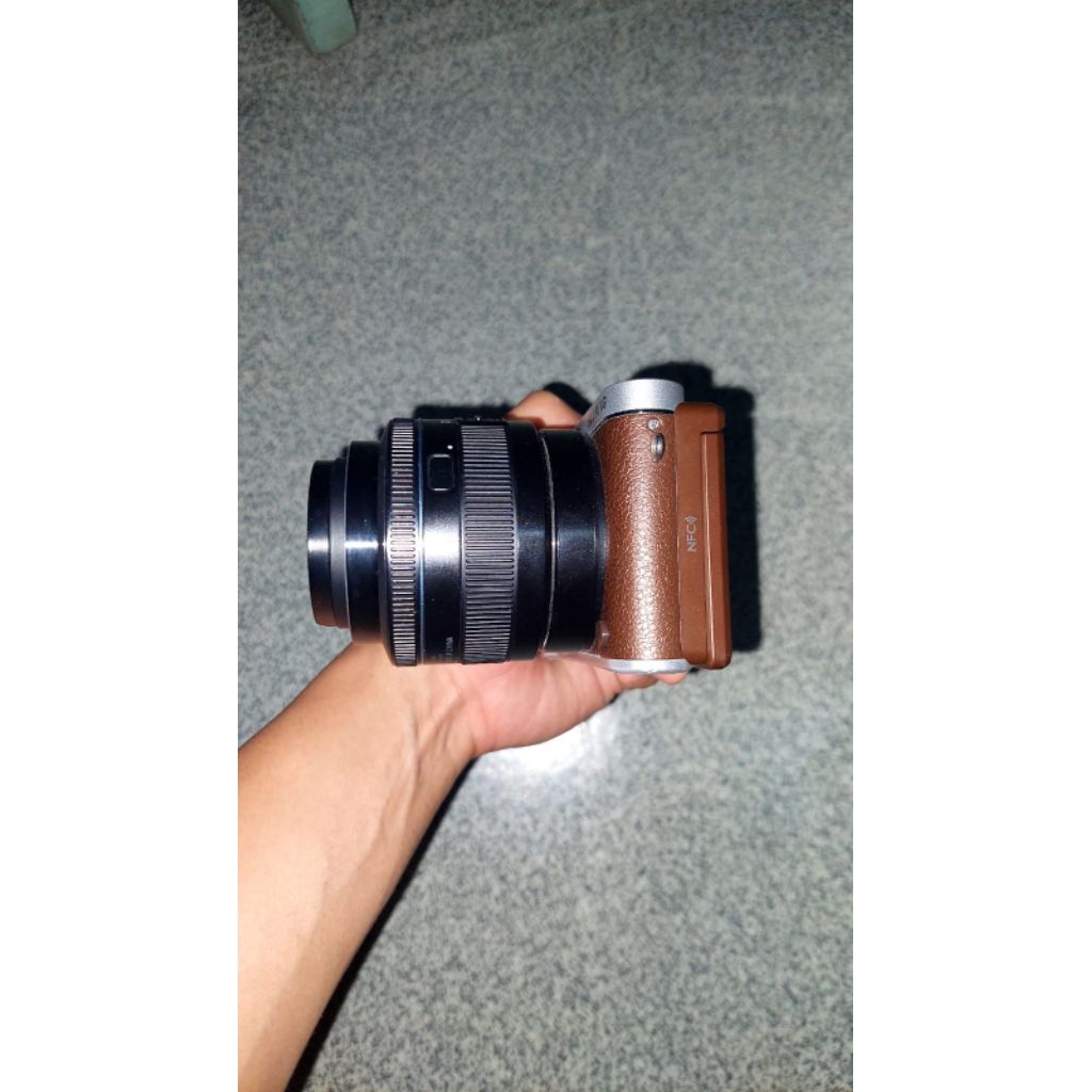Kamera Mirrorless Samsung NX3000