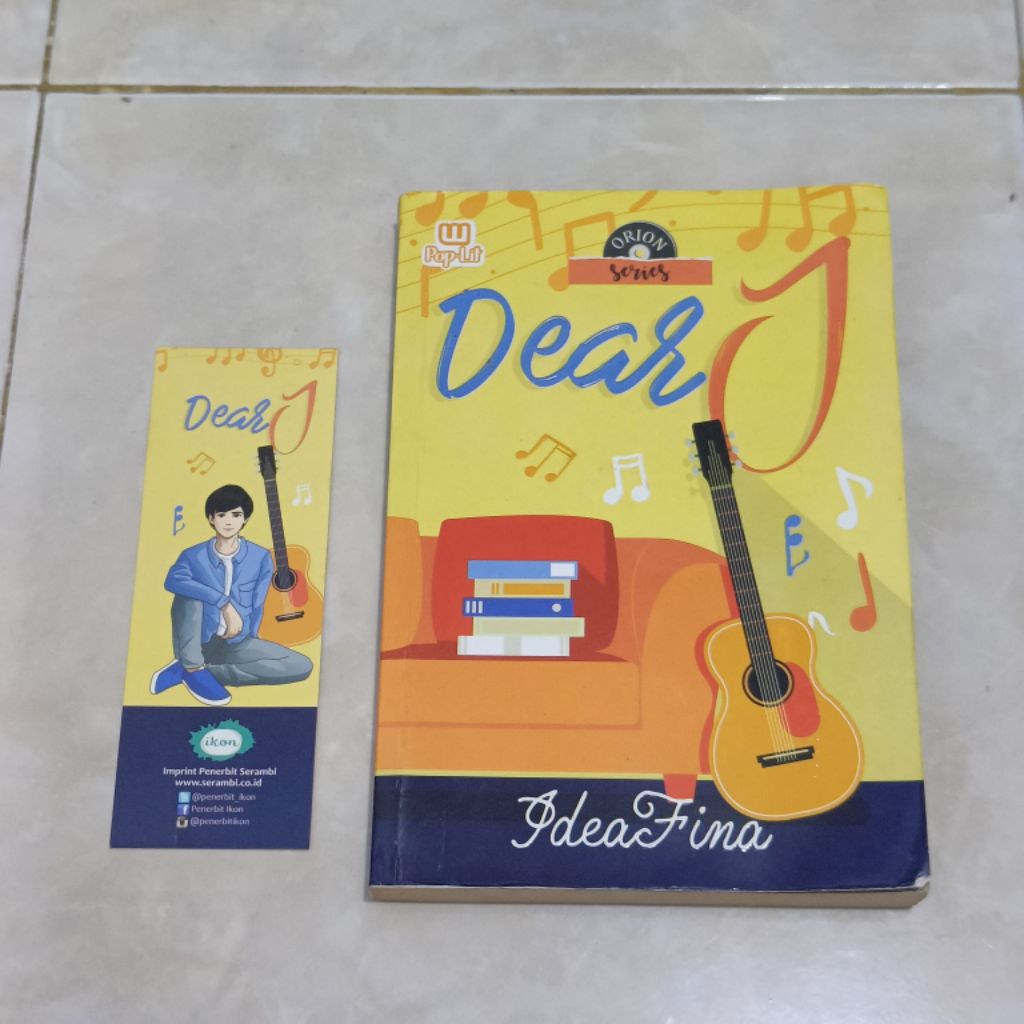 Novel Dear J Preloved - Novel Idea Fina - Prelov Bekas