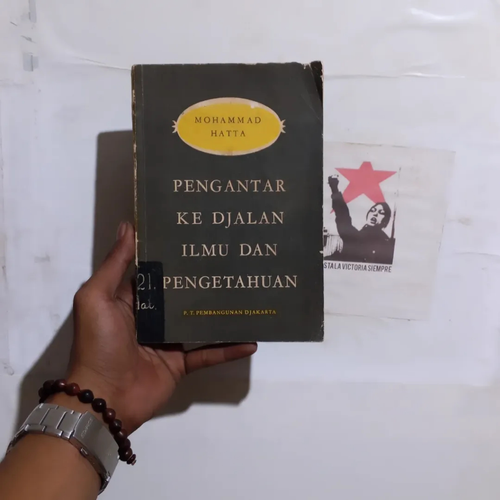 Karya Lengkap Bung Hatta Demokrasi Kita | Alam Pikiran Yunani | Untuk Negeriku | Mendayung Antara Du