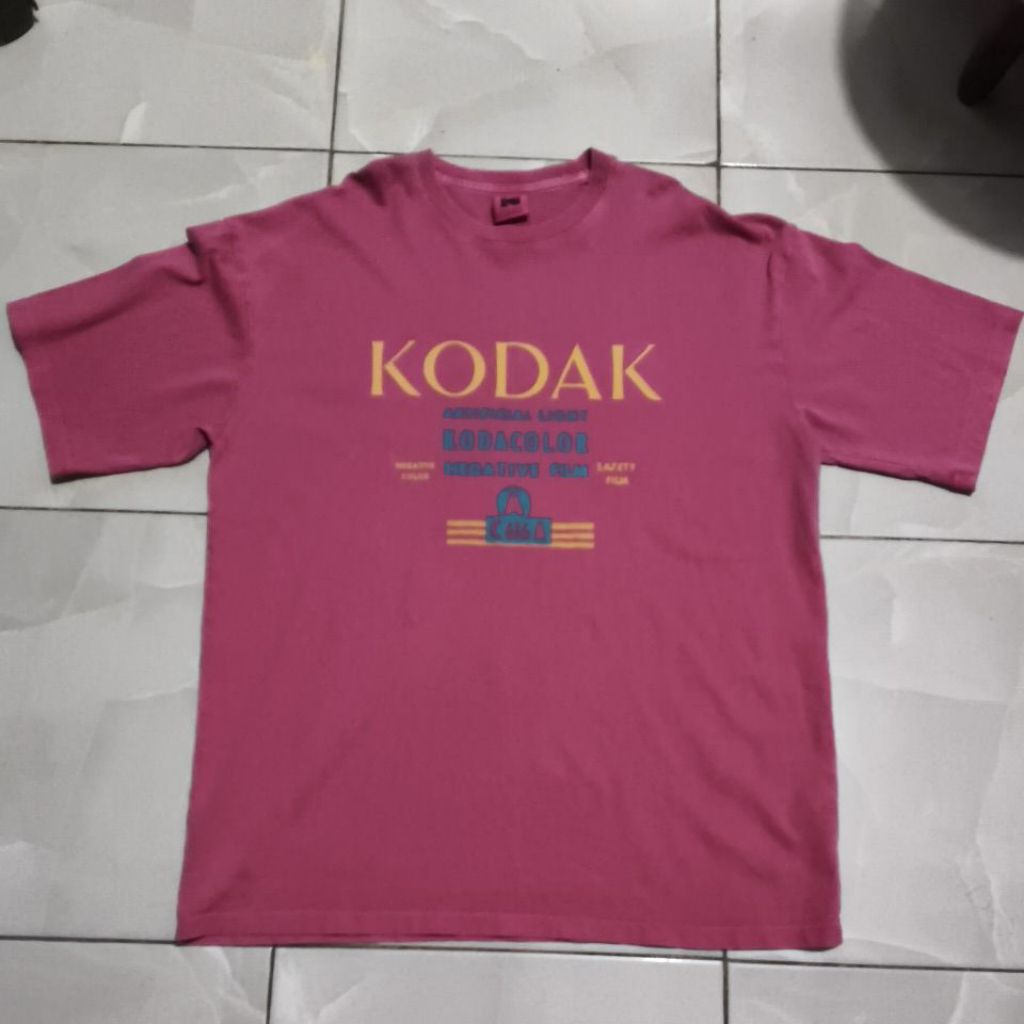 Kaos Kodak Pink Washing