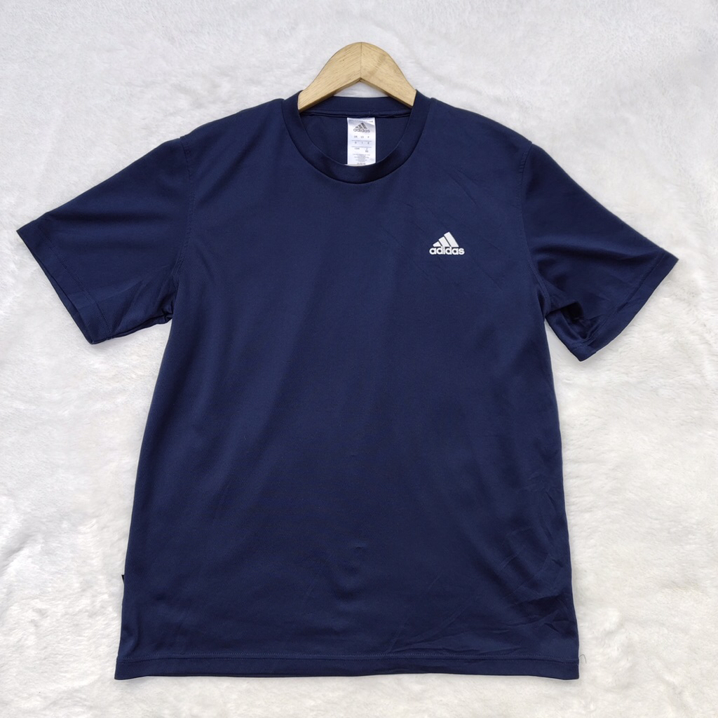 Kaos Olahraga XL jersey Adidas