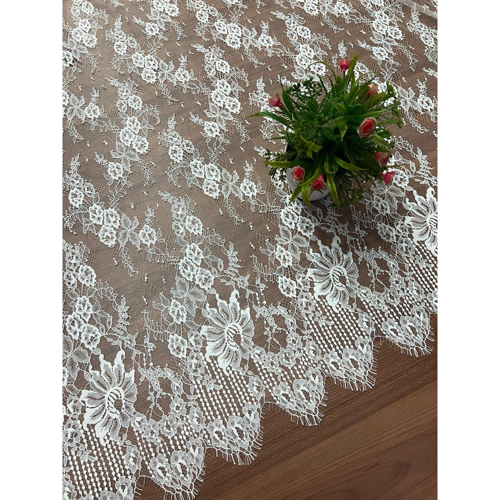Brokat Lace Chantily premium 1,6meter Spesial Putih