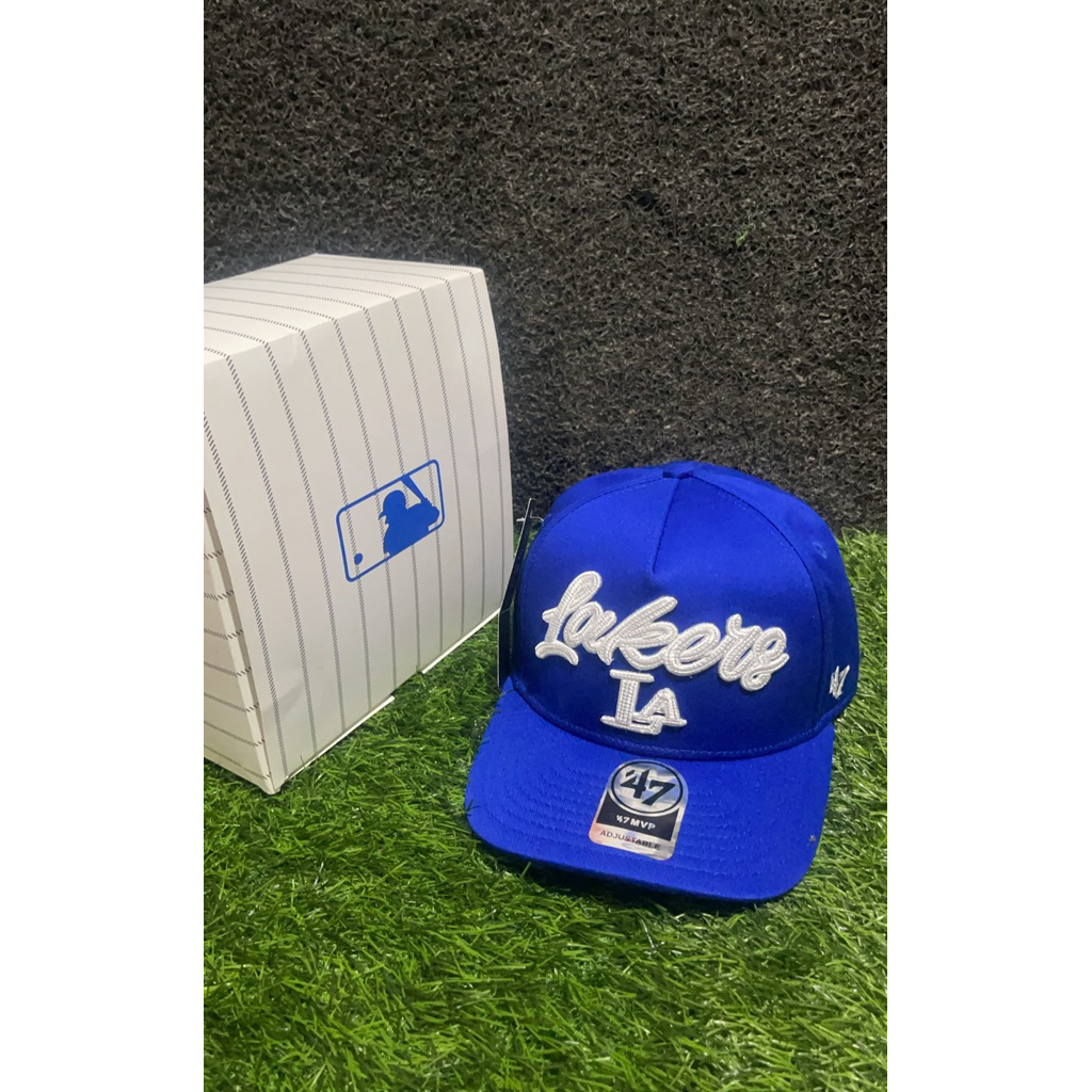 Logo Lakers Tulisan Putih LA Bahan Biru Topi Premium