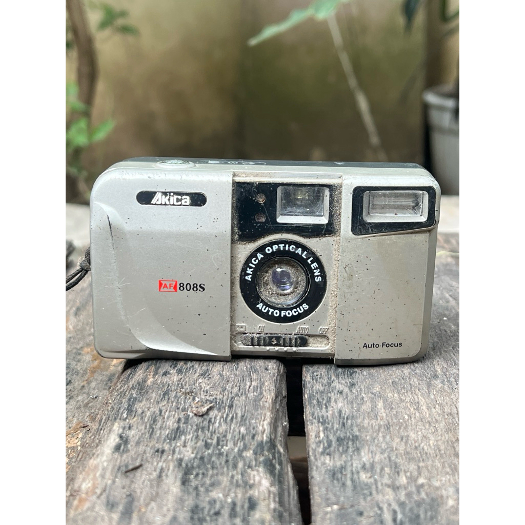 Kamera Film Poket Analog Pocket Camera for Display, Akica AE-808S