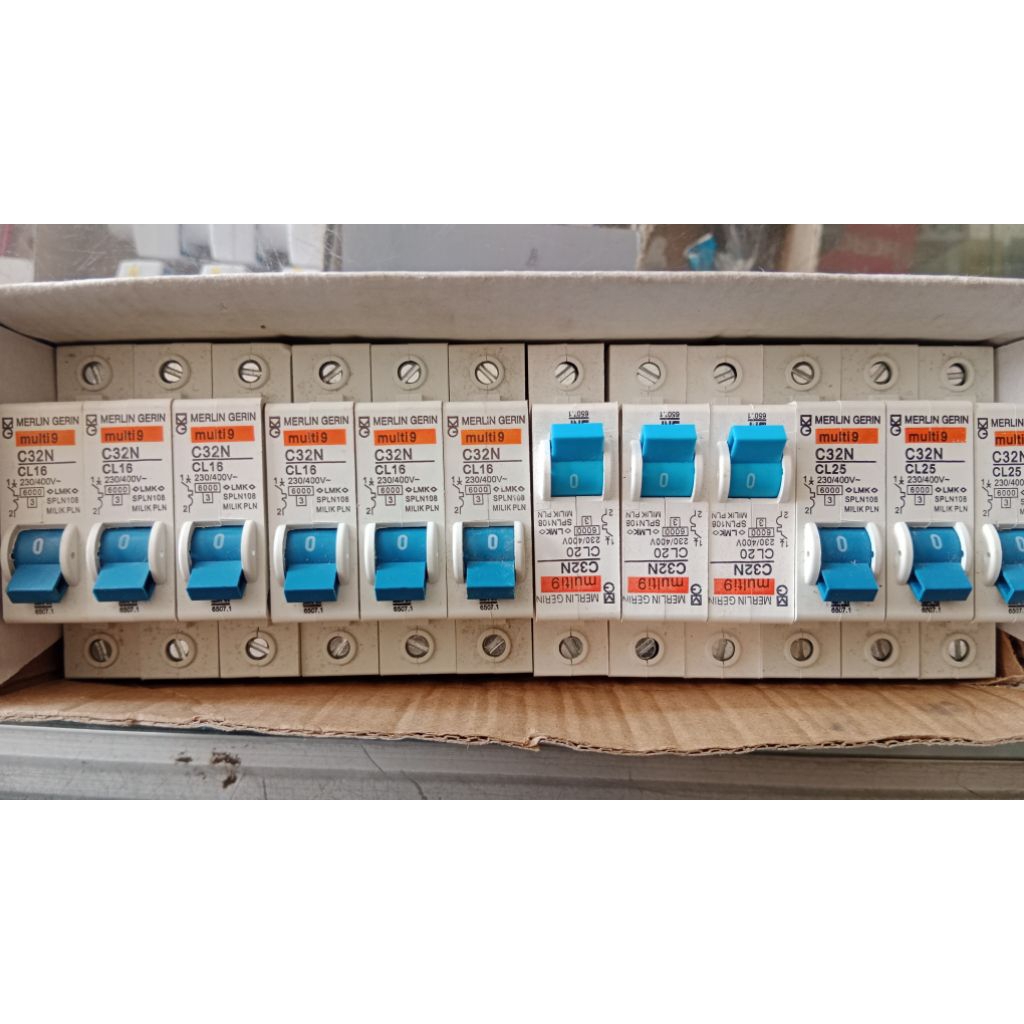 MCB/TERMIS Merlin Gerin PLN