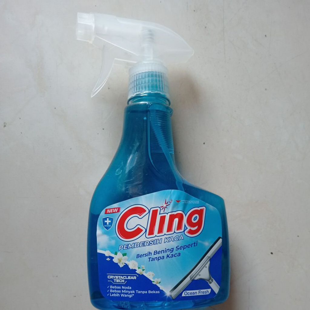 PEMBERSIH KACA CLING 440ML BOTOL SEMPROT