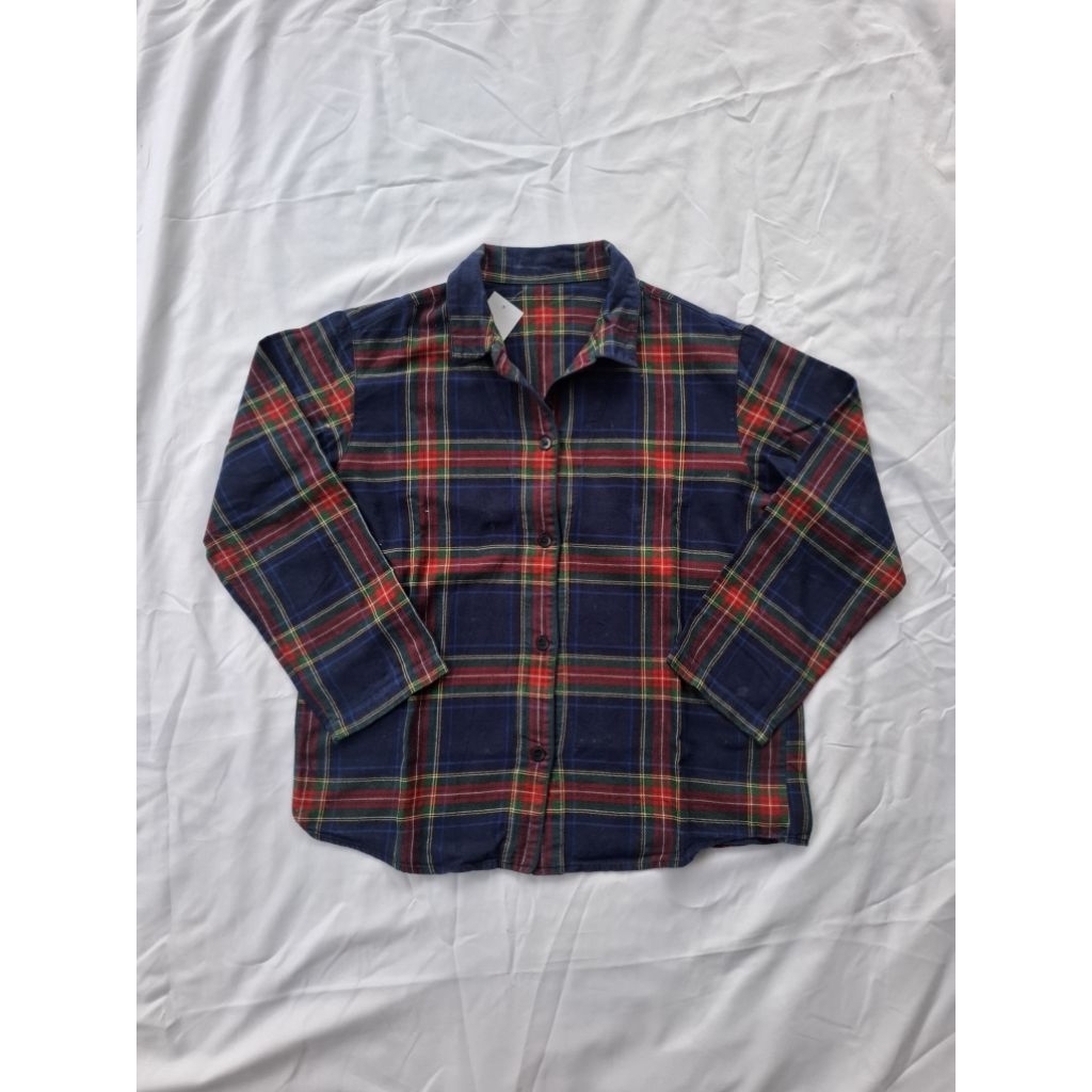 Kemeja Flanel Tartan Navy Merah Wanita Oversize Preloved