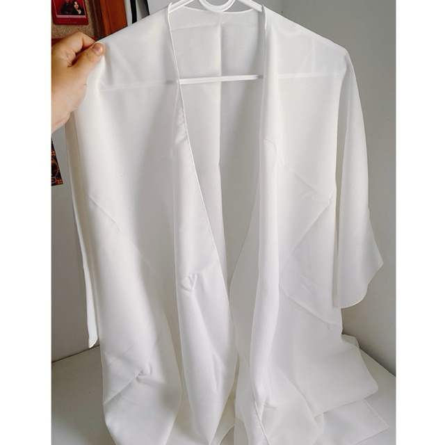 Outer Batwing Putih Broken White | Cardigan Preloved