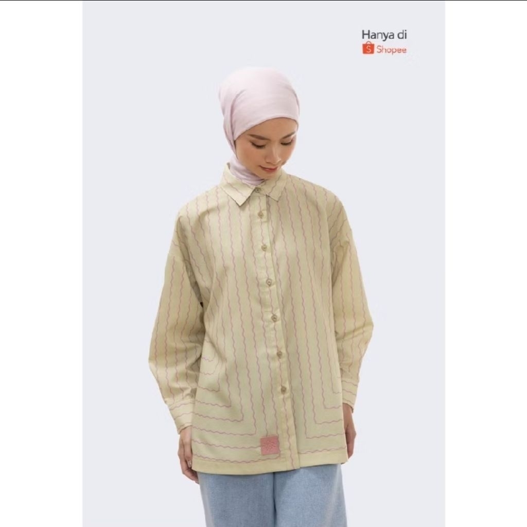 NEW Riamiranda - Laton Top - Pear Green Size S/M
