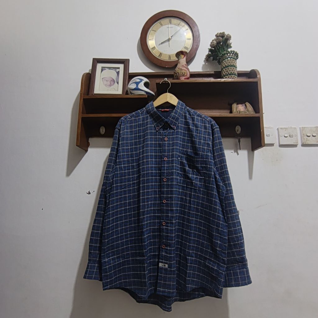 Kemeja TNF size XL
