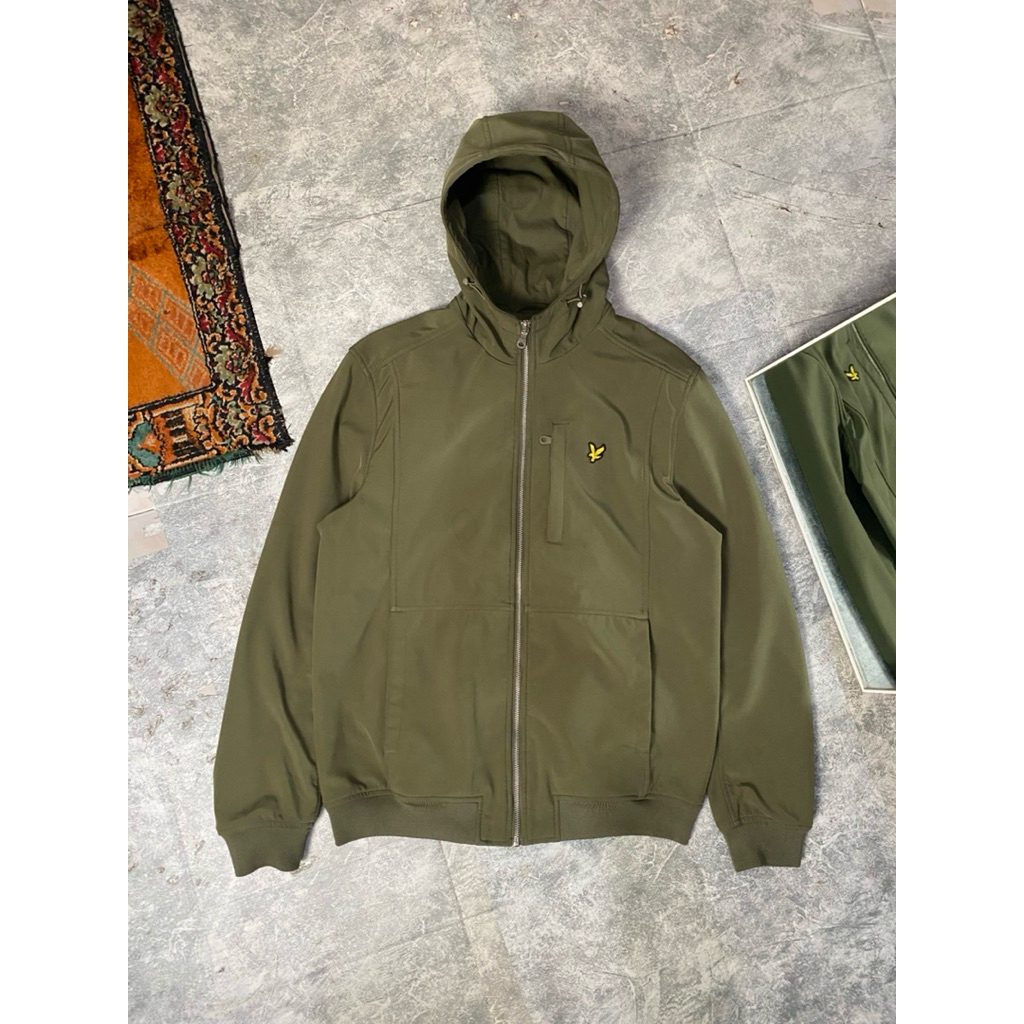 softshell lyle and scott