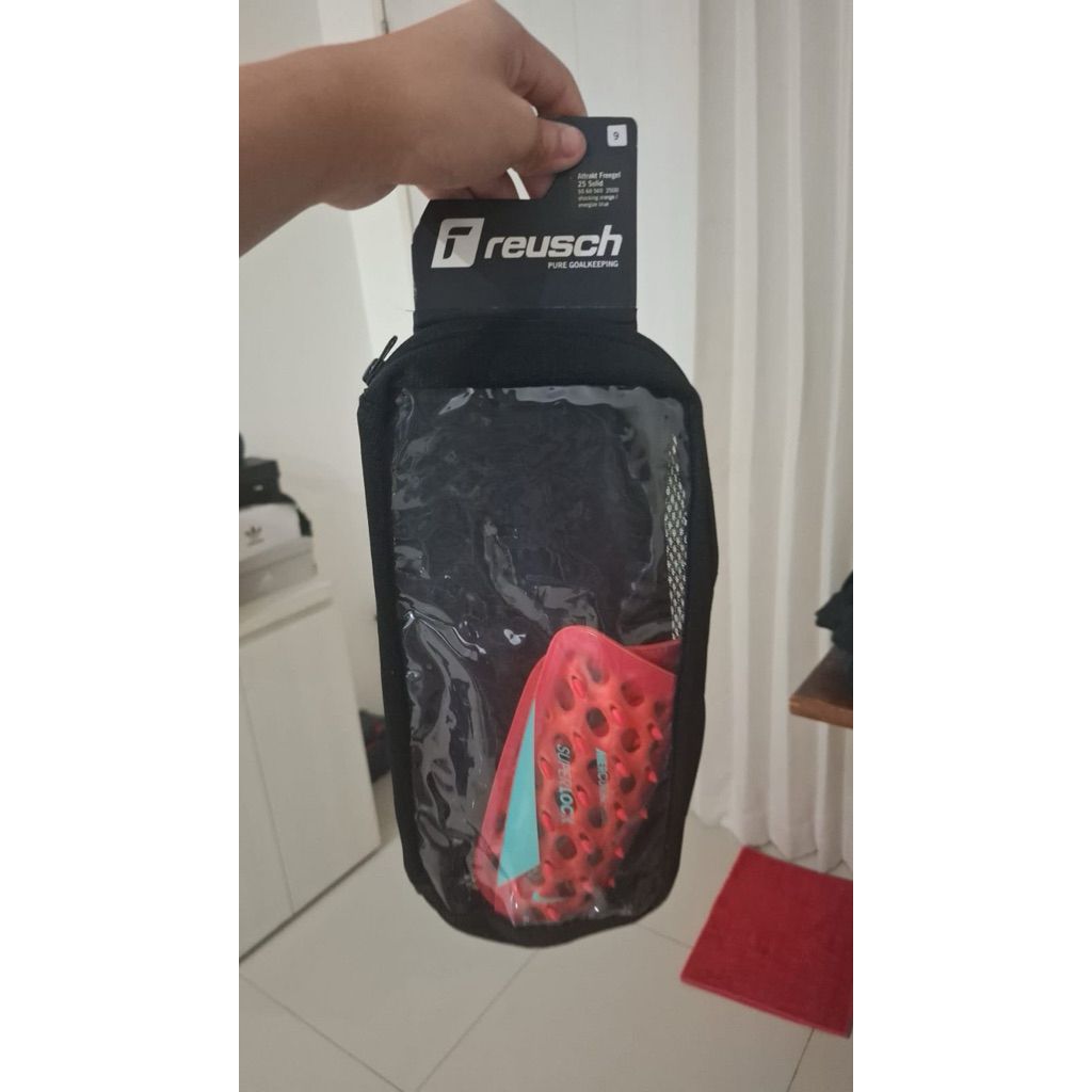 KNEE PROTECTOR FOR FUTSAL NIKE ORIGINAL 100% SECOND Nike mercurial flylite superlock ORIGINAL Size M