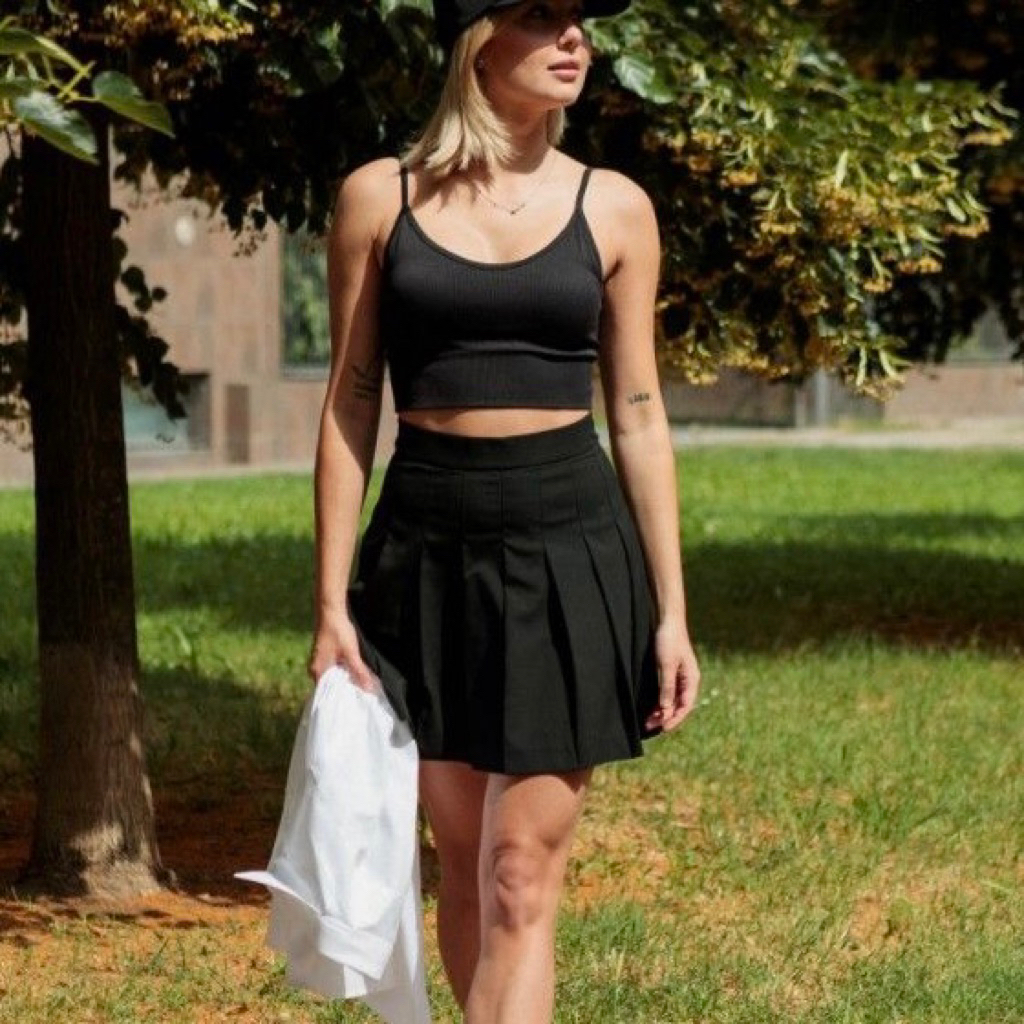 Uniqlo Tennis Black Skirt
