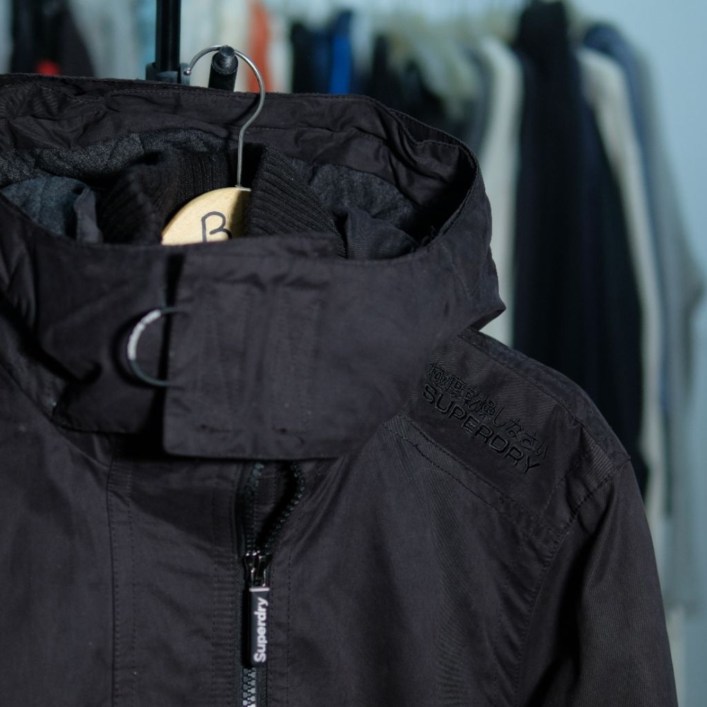 Jaket bomber tebal Superdry
