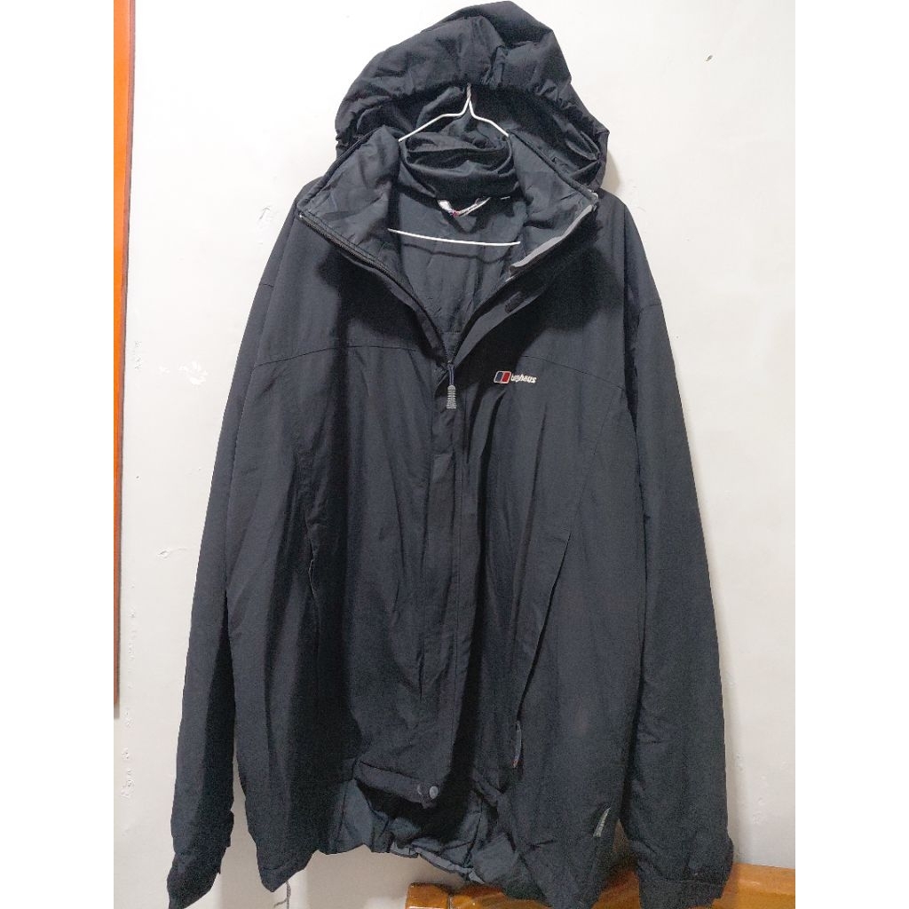 Jaket berghaus aquafoil