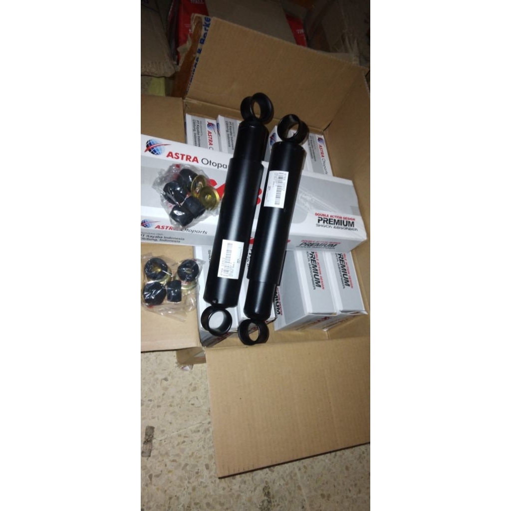 shock absorber belakang kijang super/grand 1set kiri/kanan KYB PREMIUM KYKA-1031Z