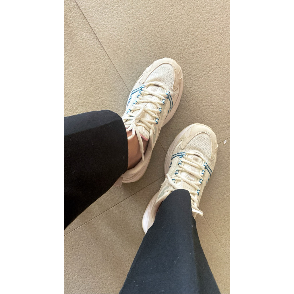 sepatu skechers second