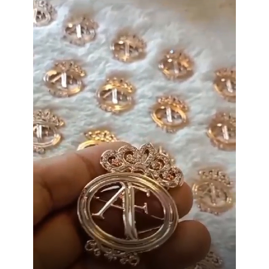 Label Hijab Metal Custom Anti Karat | Zink Alloy Premium Untuk Fashion Hijab