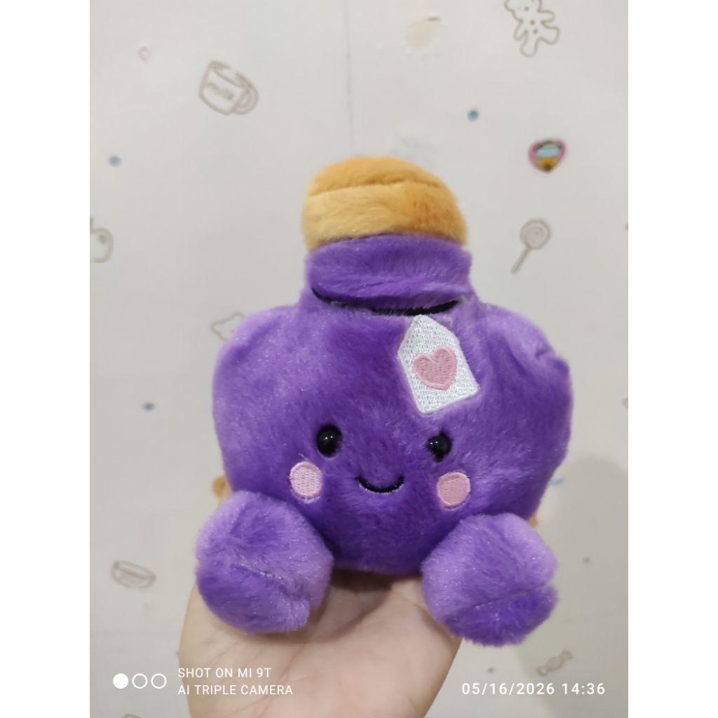 boneka palm pals bulir Naya Love Potion aurora