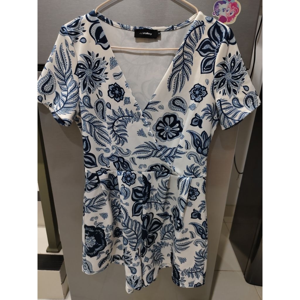 Preloved Playsuit Santai "Miss Valley"
